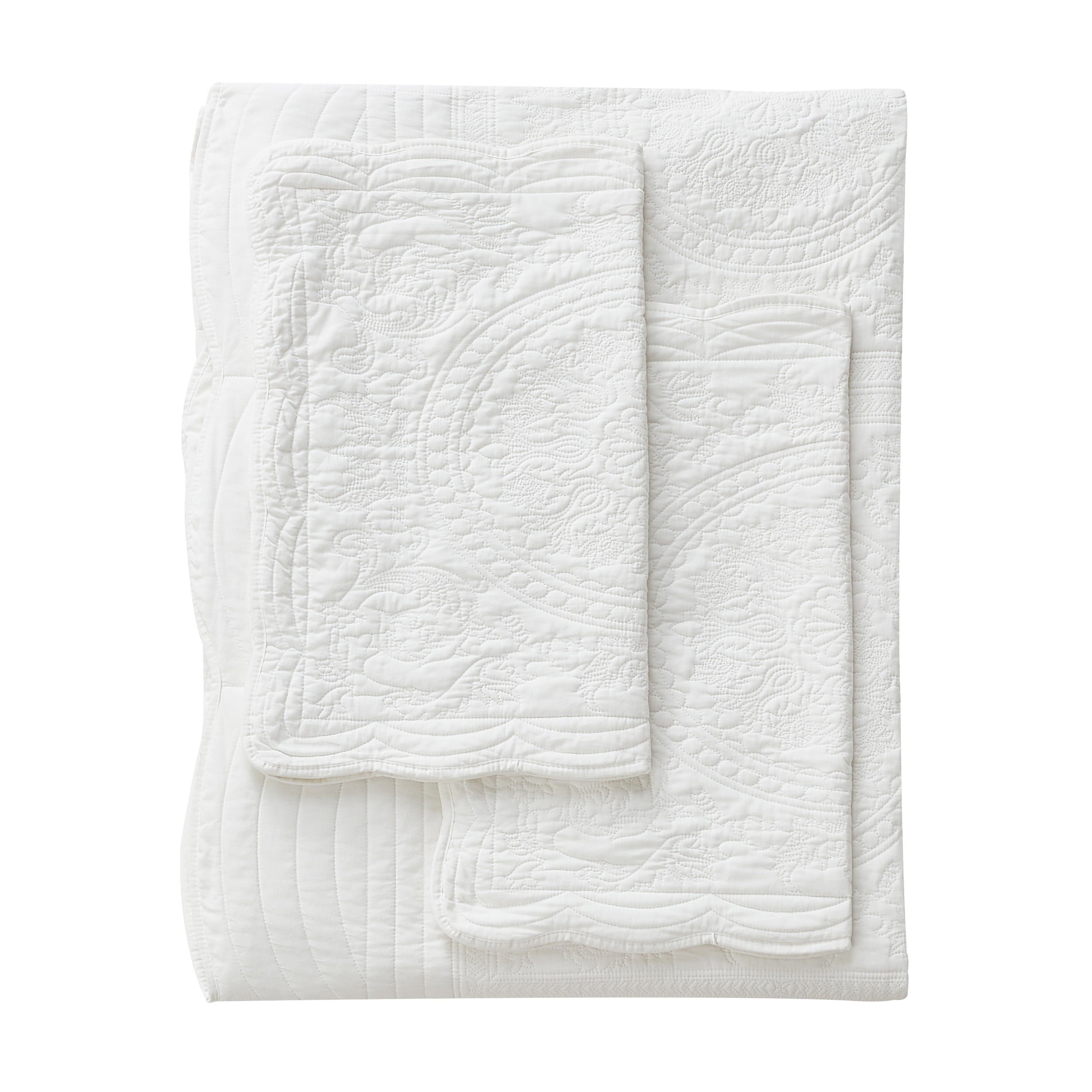Isabella Cotton Quilt Set - White - Stunning Medallions And Scalloped Edges